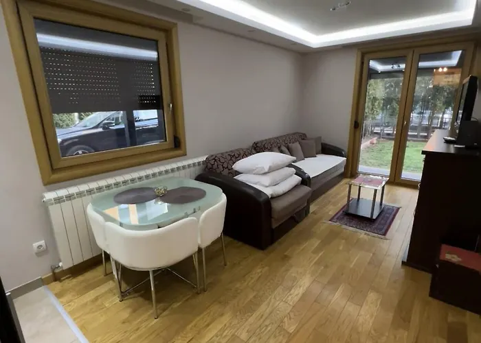 Premija アパート